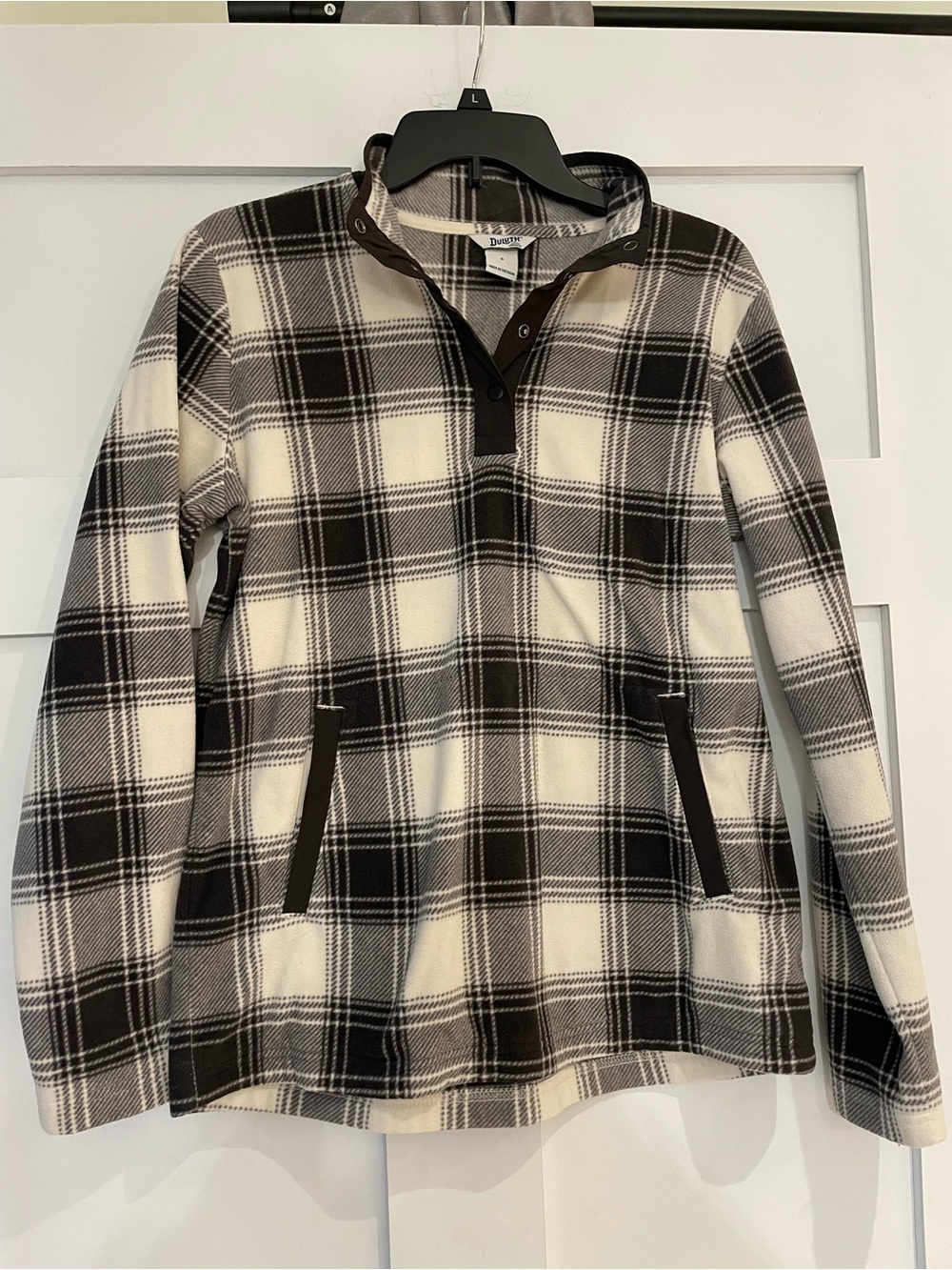 Duluth Women’s Coffee and Cream Plaid Flannel Shacket/Pullover Size Small